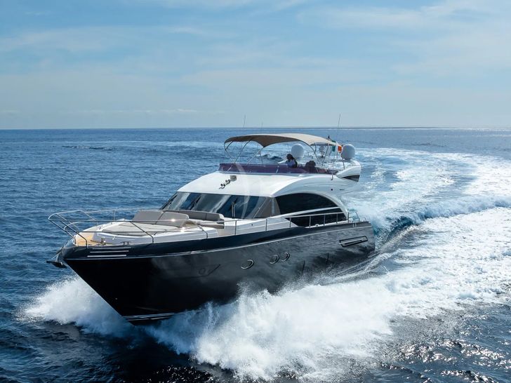 ZEN OF LONDON Princess 68 - cruising ZEN OF LONDON Princess 68 - cruising