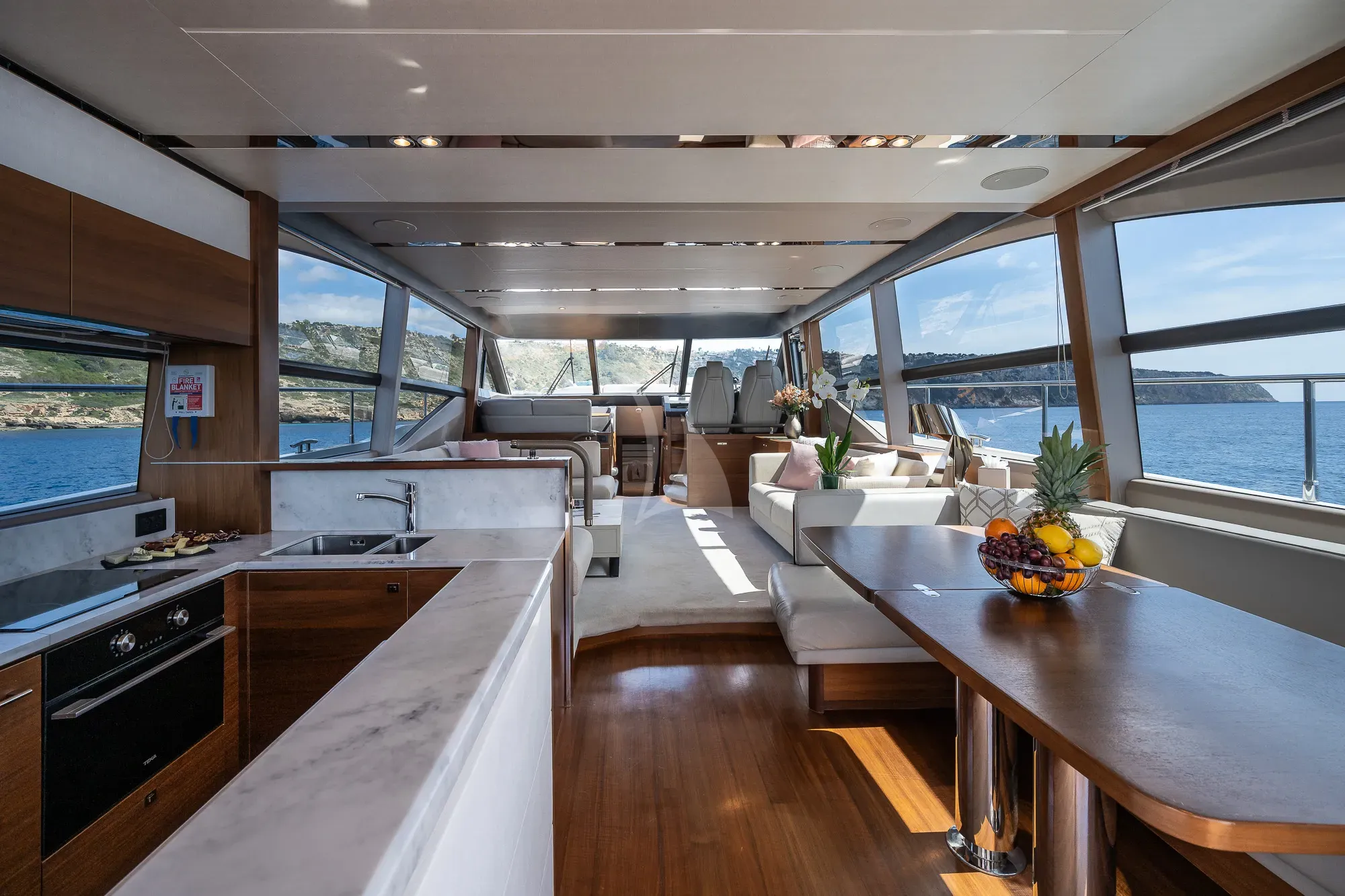 ZEN OF LONDON Princess 68 - galley and dining area