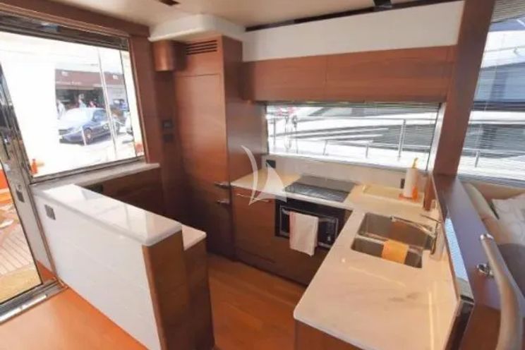 Charter Yacht ZEN OF LONDON - Princess 68 - 4 Cabins - Palma - Mallorca - Ibiza - Balearics - Spain