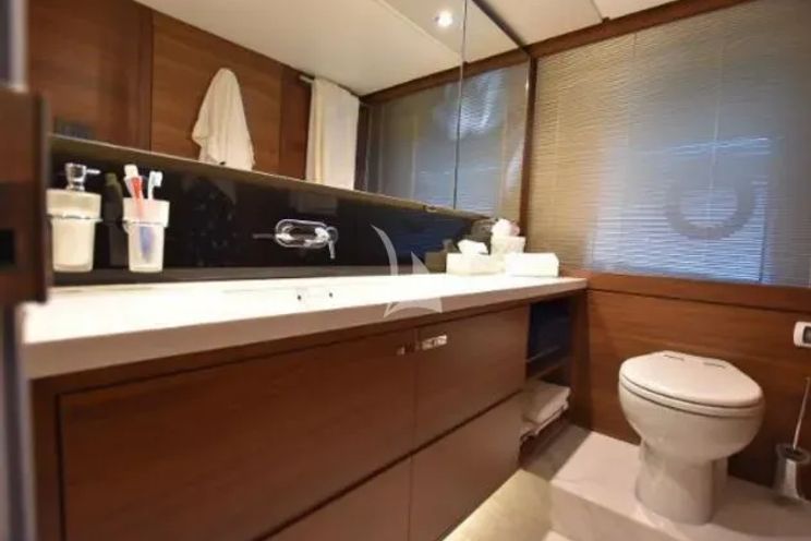 Charter Yacht ZEN OF LONDON - Princess 68 - 4 Cabins - Palma - Mallorca - Ibiza - Balearics - Spain