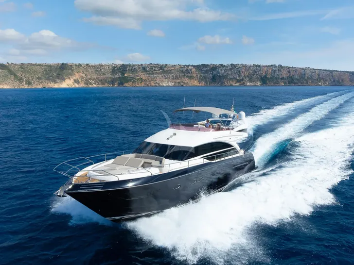 ZEN VIBES Princess 68 - cruising ZEN VIBES Princess 68 - cruising