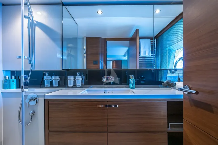 Charter Yacht ZEN VIBES - Princess 68 - 4 Cabins - Palma - Mallorca - Ibiza - Balearics - Spain