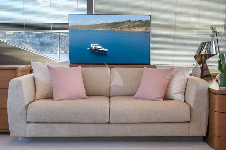 Charter Yacht ZEN VIBES - Princess 68 - 4 Cabins - Palma - Mallorca - Ibiza - Balearics - Spain