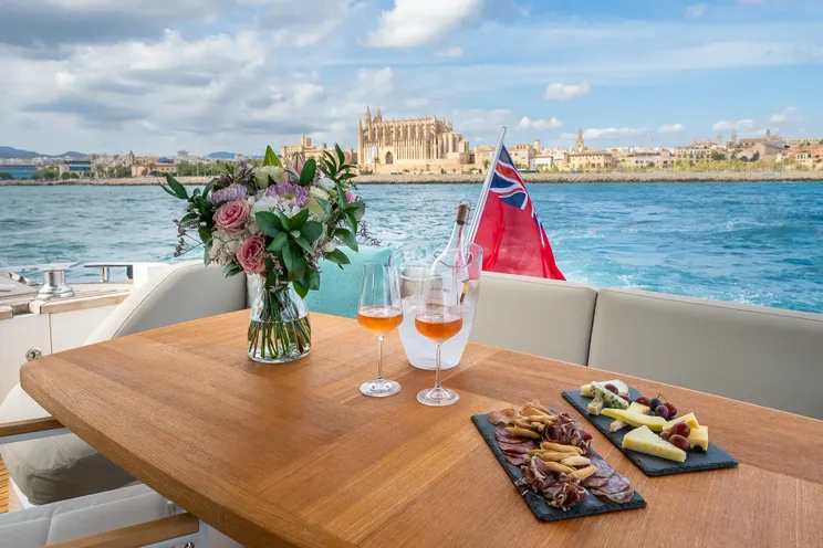 Charter Yacht ZEN VIBES - Princess 68 - 4 Cabins - Palma - Mallorca - Ibiza - Balearics - Spain