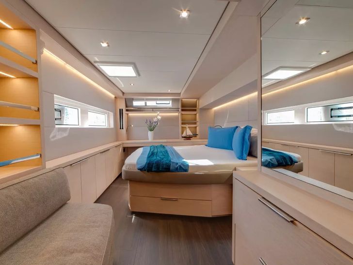 ZERI Lagoon 55 - master cabin ZERI Lagoon 55 - master cabin