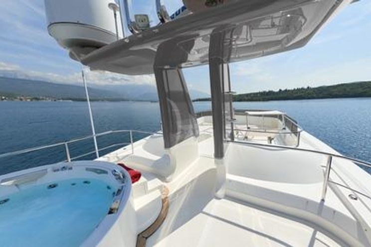 Charter Yacht ZIACANIA - Custom Line 101 - 5 Cabins - Amalfi Coast - Sorrento - Capri - Portofino