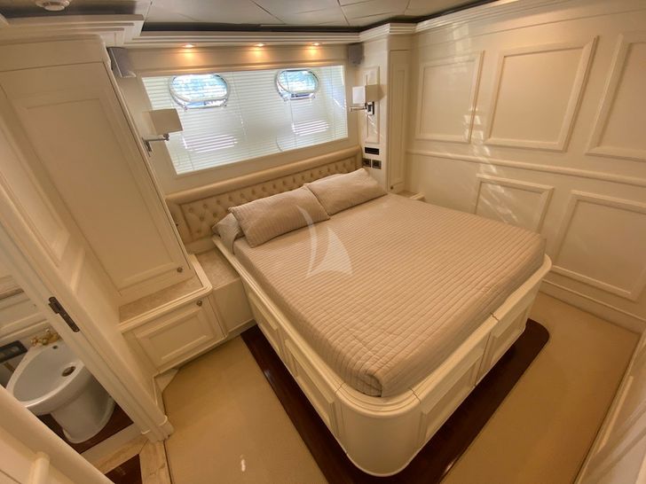 ZIACANIA Custom Line 101 VIP Cabin2