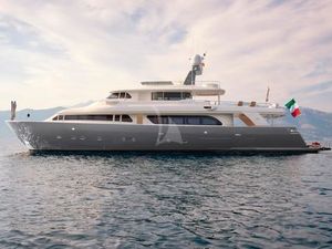 ZIACANIA - Custom Line 101 - 5 Cabins - Amalfi Coast - Sorrento - Capri - Portofino ZIACANIA - Custom Line 101 - 5 Cabins - Amalfi Coast - Sorrento - Capri - Portofino