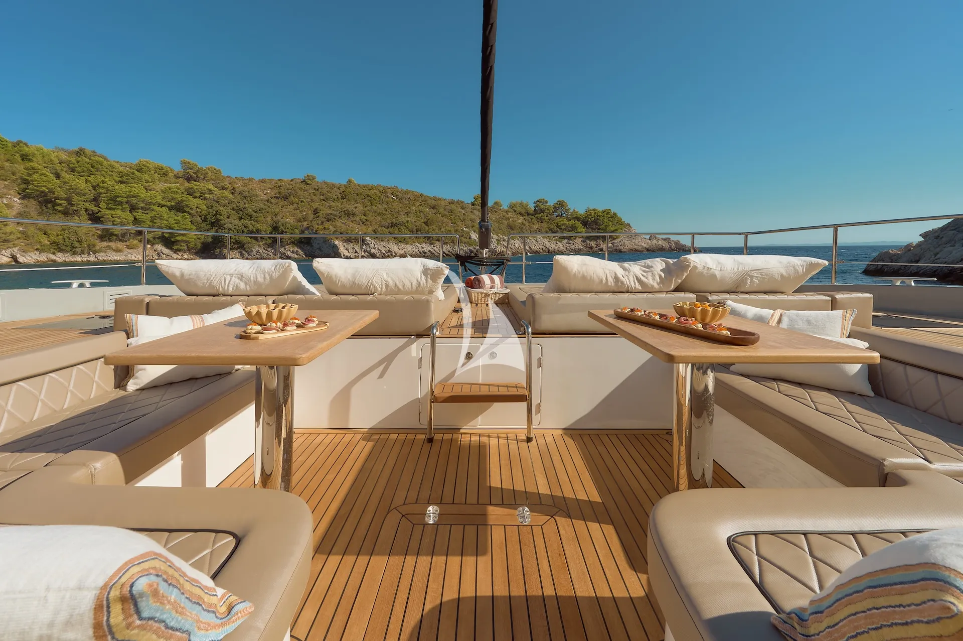 Charter Yacht ZORA NUA - Heysea 60 - 5 Cabins - Trogir - Split - Dubrovnik - Hvar - Croatia