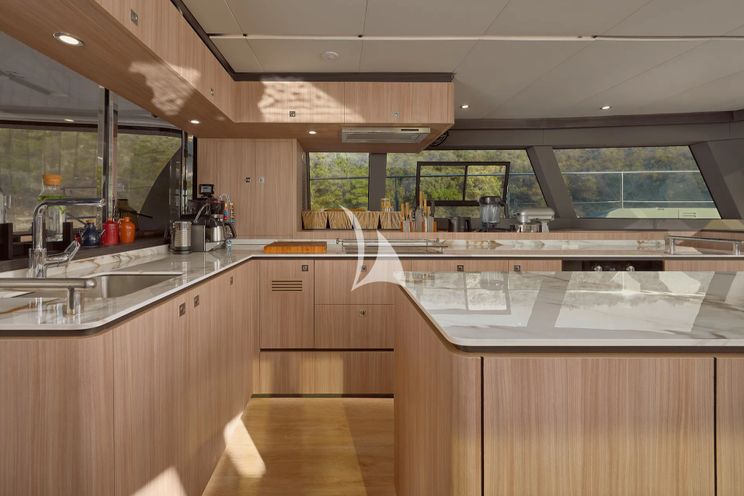 Charter Yacht ZORA NUA - Heysea 60 - 5 Cabins - Trogir - Split - Dubrovnik - Hvar - Croatia