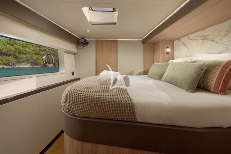 Charter Yacht ZORA NUA - Heysea 60 - 5 Cabins - Trogir - Split - Dubrovnik - Hvar - Croatia