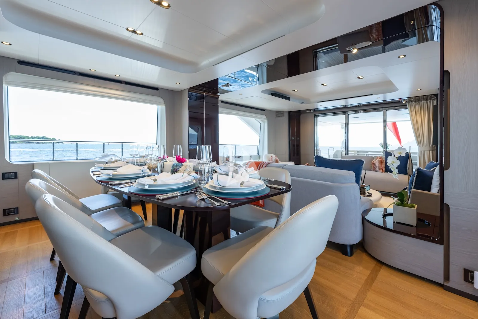 Charter Yacht ZOZO - Azimut Grande 27m - 5 Cabins - Palma - Mallorca - Ibiza - Balearics - Spain