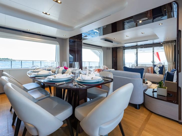 ZOZO Azimut Grande 27m - main dining area ZOZO Azimut Grande 27m - main dining area