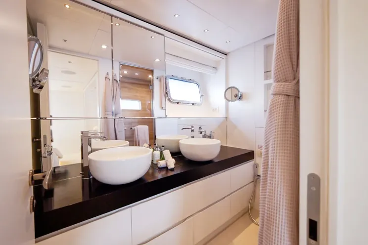 Charter Yacht ZULU 3 - Sanlorenzo SD112 - 4 Cabins - Split - Dubrovnik - Hvar - Croatia - Kotor - Montenegro