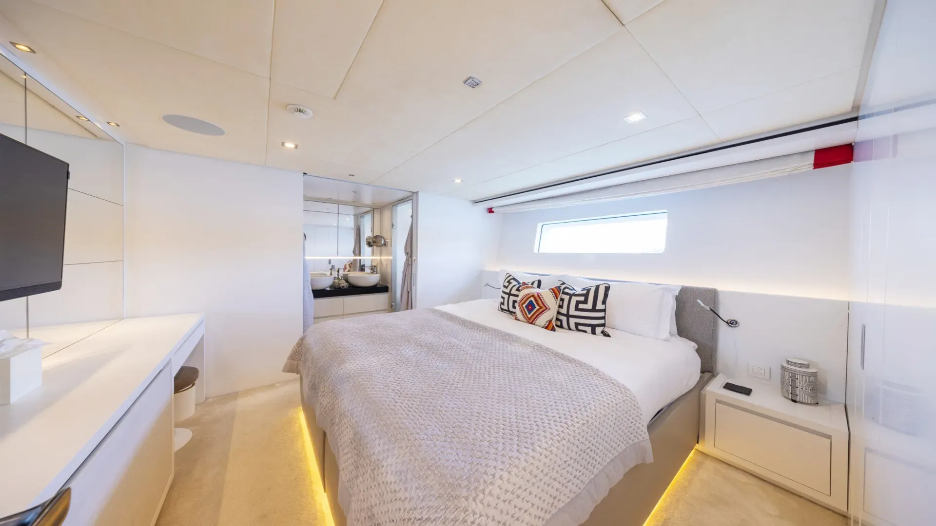 Charter Yacht ZULU 3 - Sanlorenzo SD112 - 4 Cabins - Split - Dubrovnik - Hvar - Croatia - Kotor - Montenegro