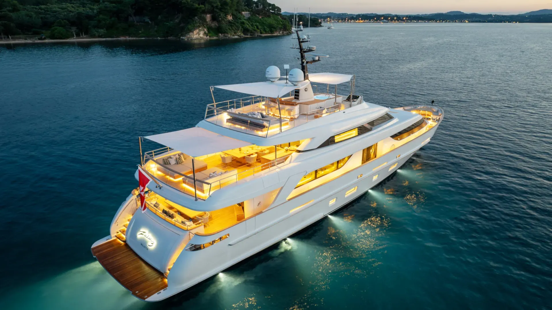 Charter Yacht ZULU 3 - Sanlorenzo SD112 - 4 Cabins - Split - Dubrovnik - Hvar - Croatia - Kotor - Montenegro