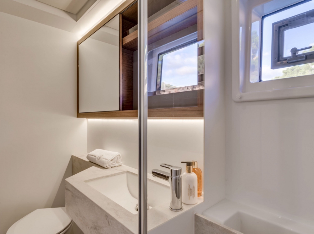 Charter Yacht Lagoon 50 - 6 cabins(6 double)- 2018 - Mykonos - Athens - Paros