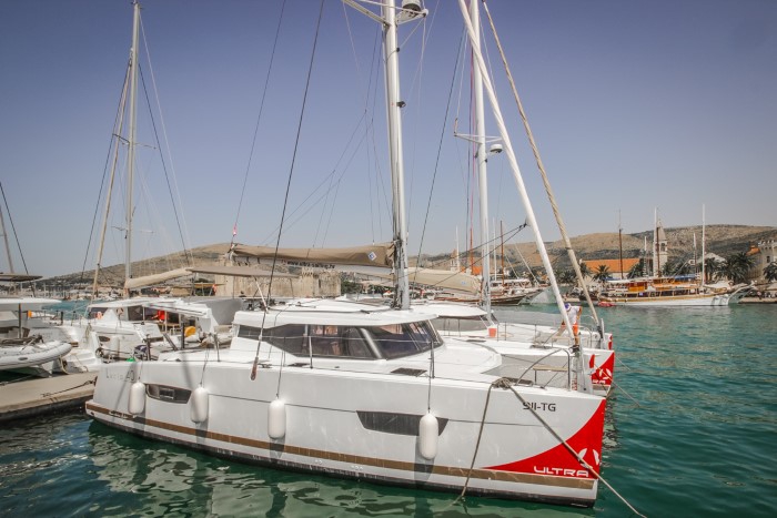 Charter Yacht Lucia 40 - 3 cabins(1 Master and 2 double)- 2019 - Trogir - Split