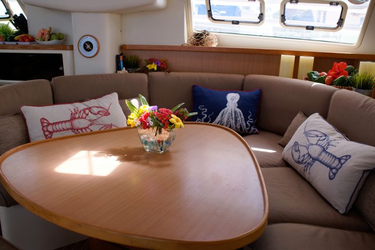Charter Yacht PALOMETA - Leopard 47 - 3 Cabins - Belize City - San Pedro