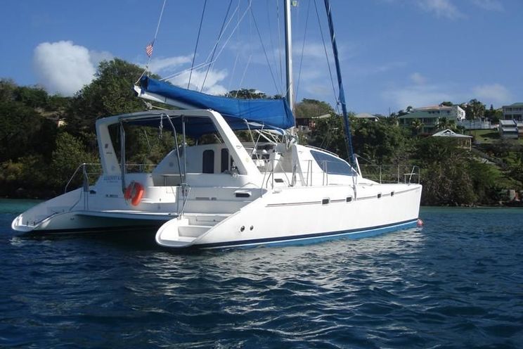 Charter Yacht PALOMETA - Leopard 47 - 3 Cabins - Belize City - San Pedro