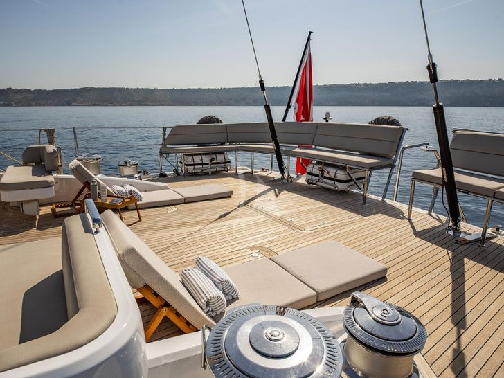 ARCHELON Oyster 1225 - aft deck ARCHELON Oyster 1225 - aft deck