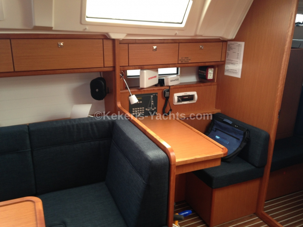 Charter Yacht Alisahni