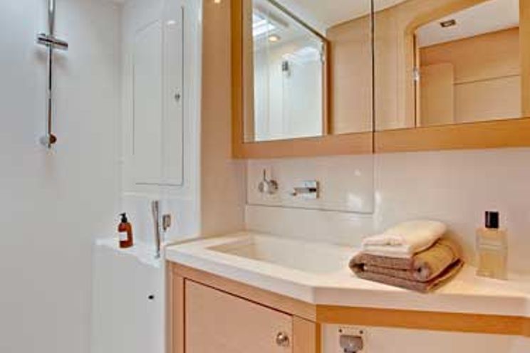 Charter Yacht AMELIA - Lagoon 450 - 4 Cabins - Athens