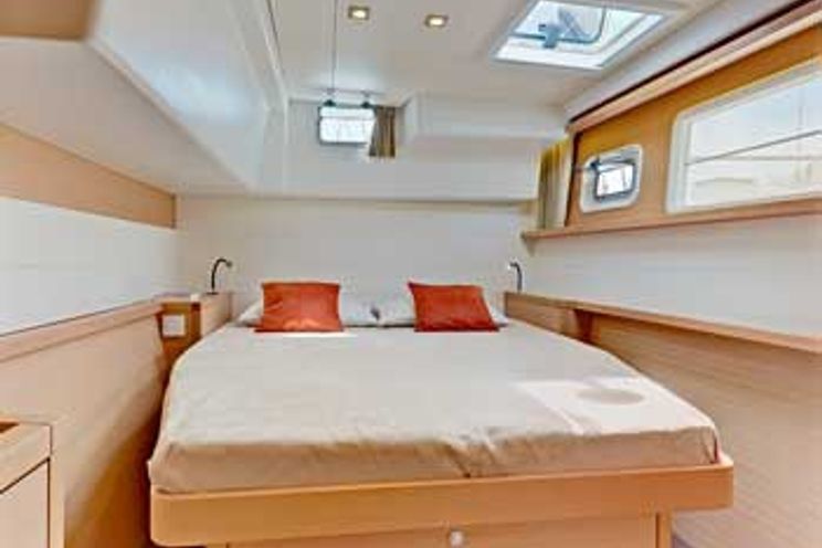 Charter Yacht AMELIA - Lagoon 450 - 4 Cabins - Athens