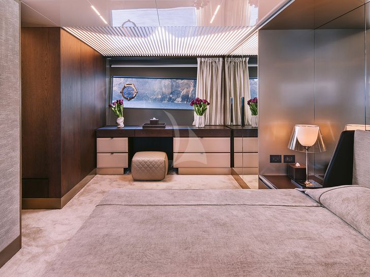 ANASSA A Ferretti 850 - master cabin bed and TV ANASSA A Ferretti 850 - master cabin bed and TV