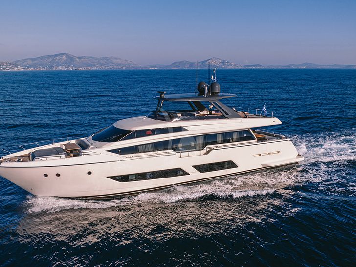 ANASSA A Ferretti 850 - cruising profile ANASSA A Ferretti 850 - cruising profile