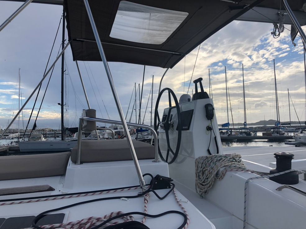 Charter Yacht Bali 4.5 - 4 + 2 cabins(4 double 2 single)- 2018 - Miami