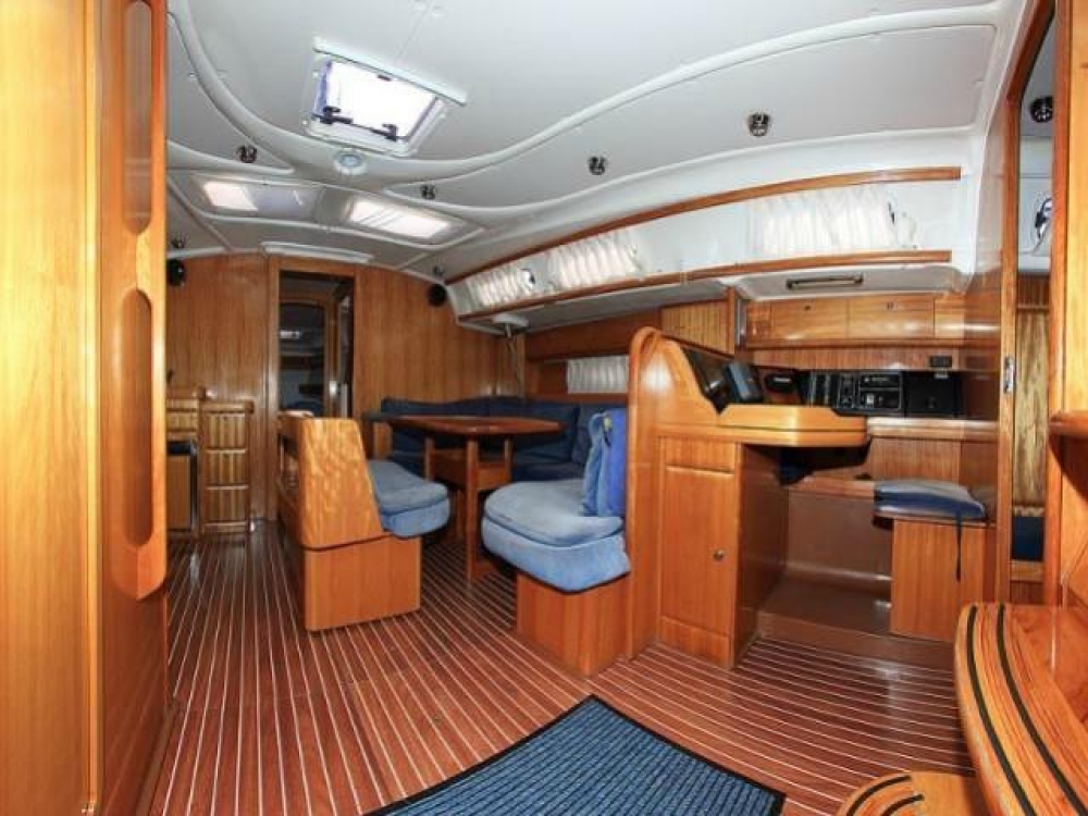 Lounge and dinning area