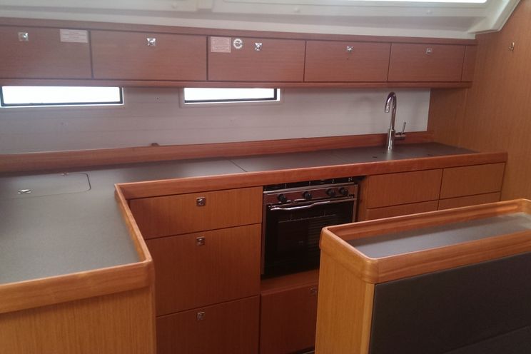 Charter Yacht PERSEUS