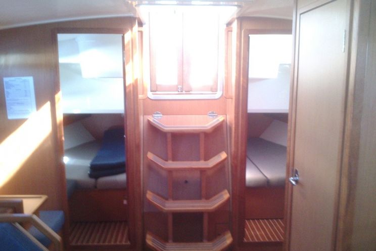 Charter Yacht DEFKALION