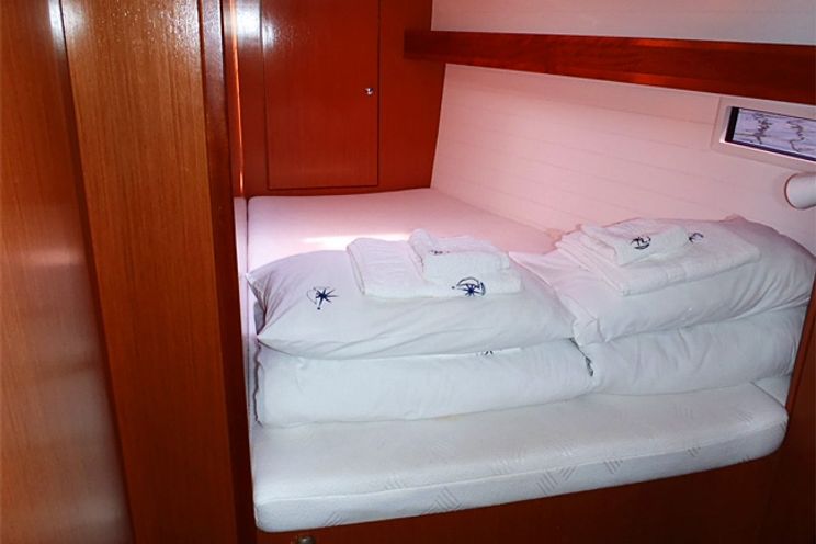 Charter Yacht Bavaria 45 - 4 Cabins -Trogir