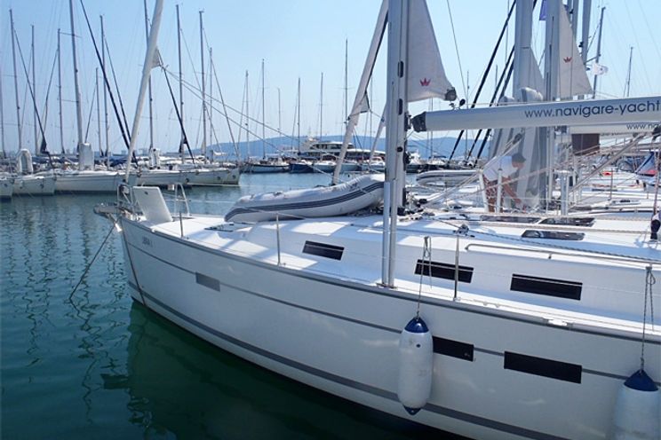 Charter Yacht Bavaria 45 - 4 Cabins -Trogir