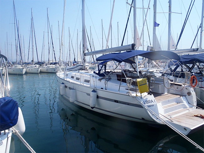 Charter Yacht Bavaria 45 - 4 Cabins -Trogir