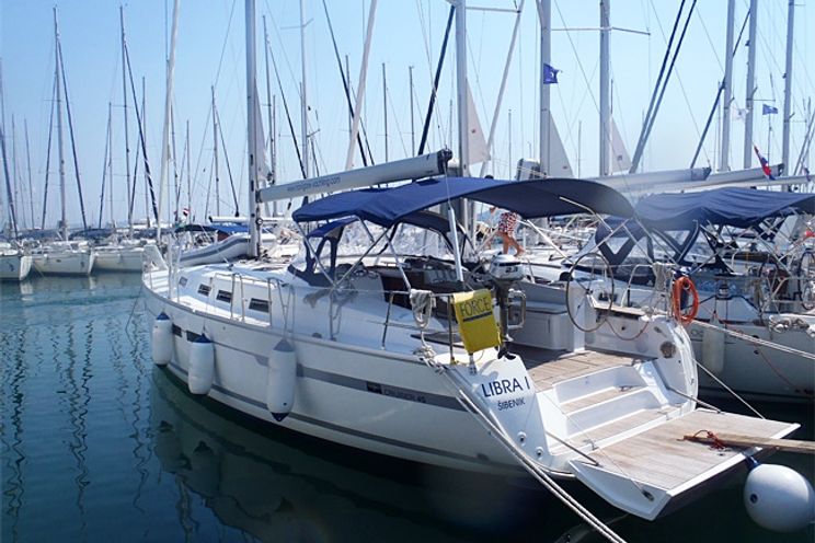 Charter Yacht Bavaria 45 - 4 Cabins -Trogir