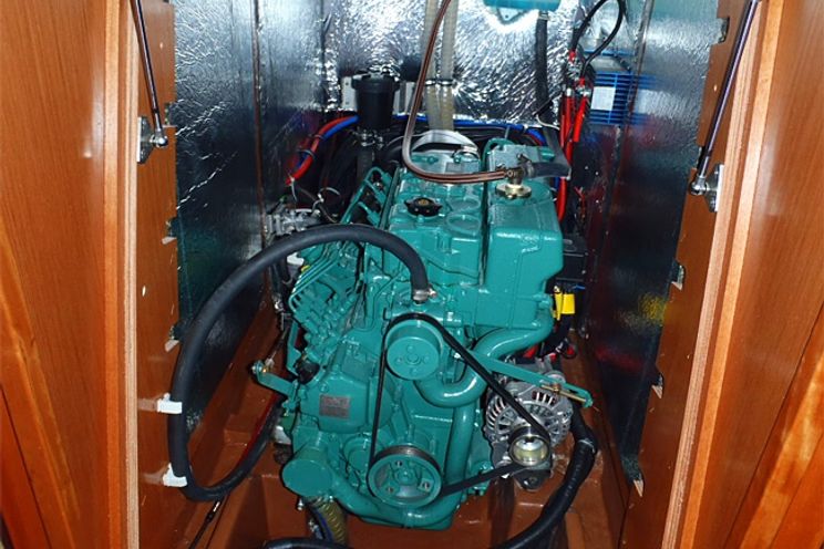 Charter Yacht Bavaria 45 - 4 Cabins -Trogir