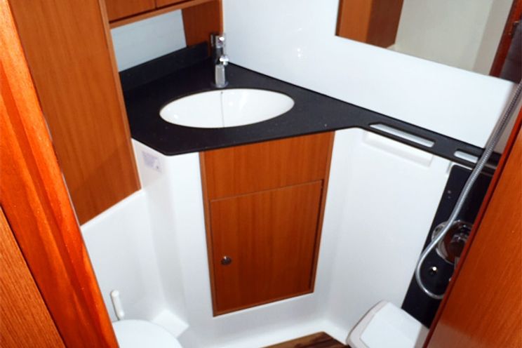 Charter Yacht Bavaria 45 - 4 Cabins -Trogir