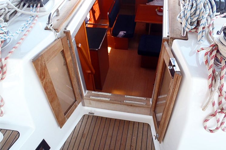 Charter Yacht Bavaria 45 - 4 Cabins -Trogir