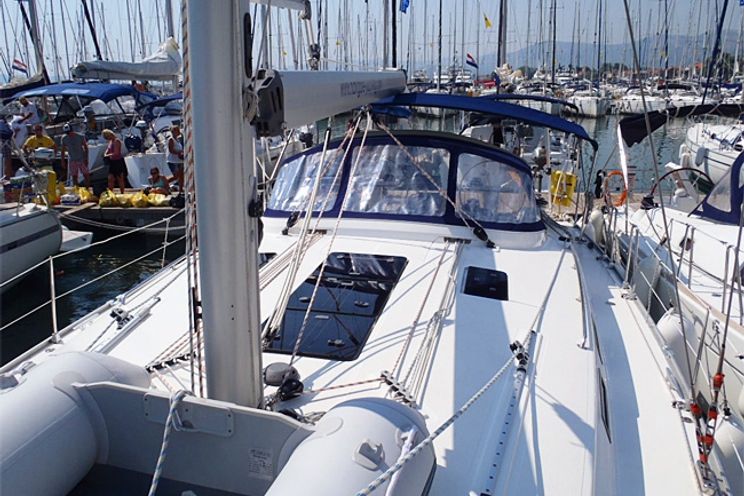 Charter Yacht Bavaria 45 - 4 Cabins -Trogir
