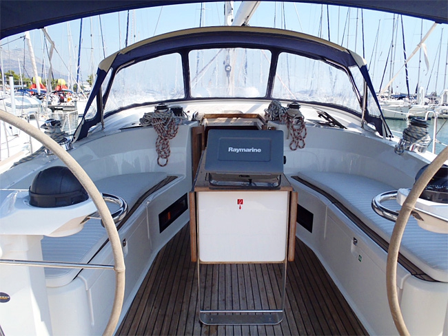 Charter Yacht Bavaria 45 - 4 Cabins -Trogir