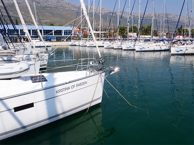 Charter Yacht Bavaria 45 - 4 Cabins -Trogir