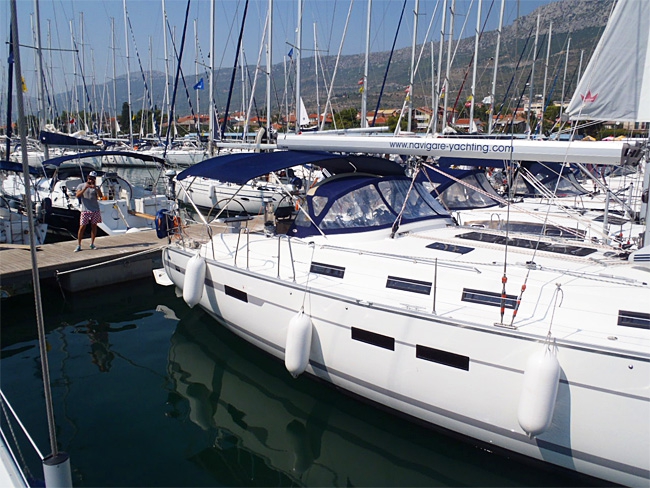 Charter Yacht Bavaria 45 - 4 Cabins -Trogir