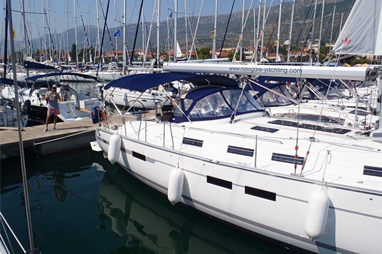 Charter Yacht Bavaria 45 - 4 Cabins -Trogir