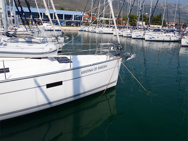 Charter Yacht Bavaria 45 - 4 Cabins -Trogir