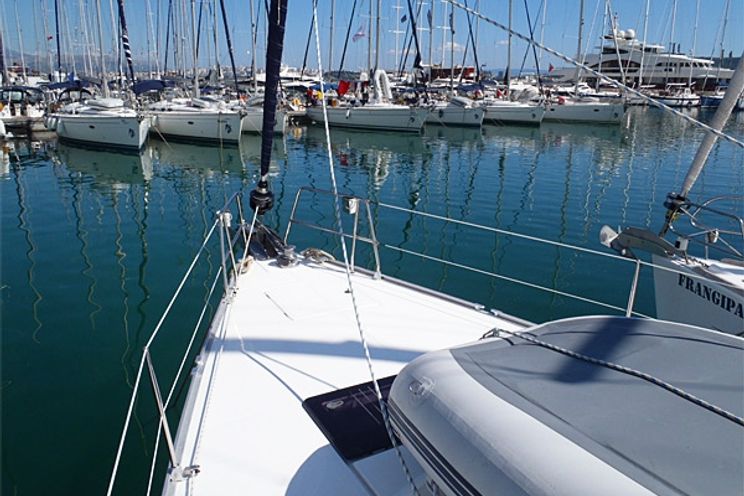 Charter Yacht Bavaria 45 - 4 Cabins - Trogir