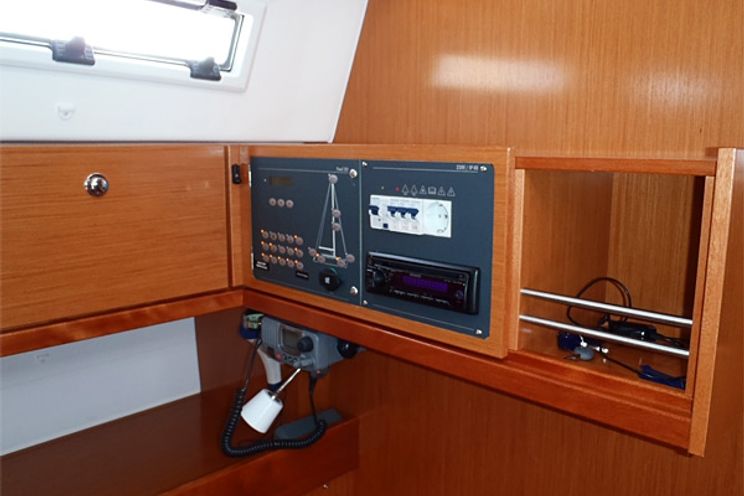 Charter Yacht Bavaria 45 - 4 Cabins - Trogir