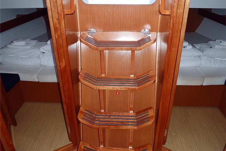 Charter Yacht Bavaria 45 - 4 Cabins - Trogir